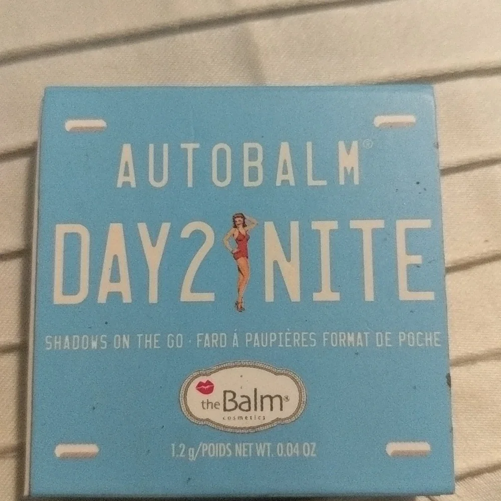 NWT theBalm eyeshadow
